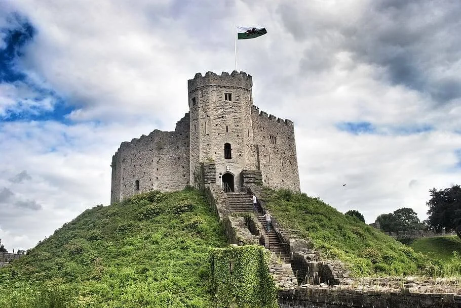 the keep at cardiff castle on a small hill